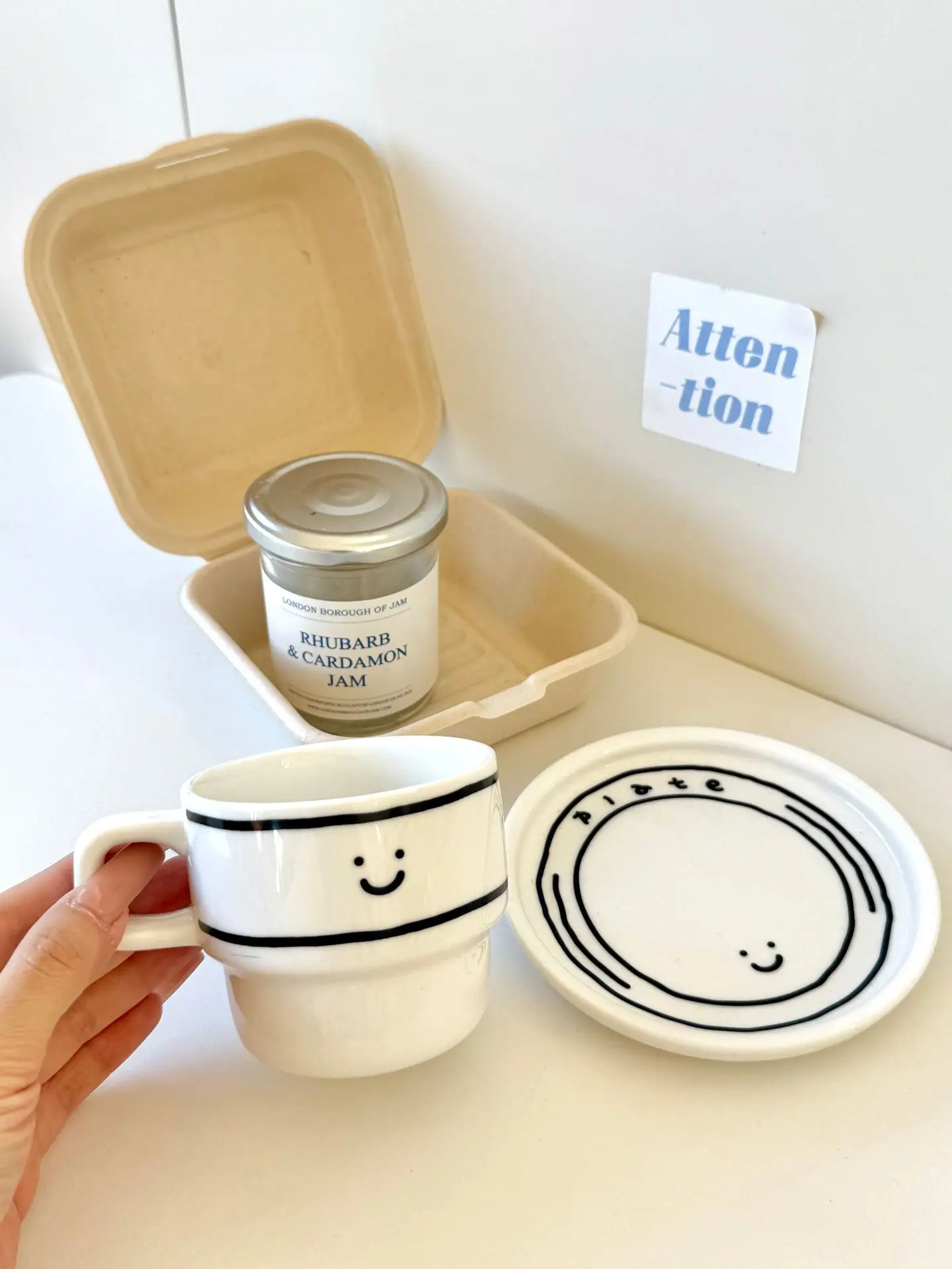 თანამედროვე დიზაინის კერამიკის ჭიქა პრინტით - Image 5