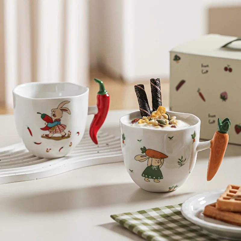 კერამიკული ჭიქა მხიარული ბოსტნეულის ფორმის სახელურით - Image 2